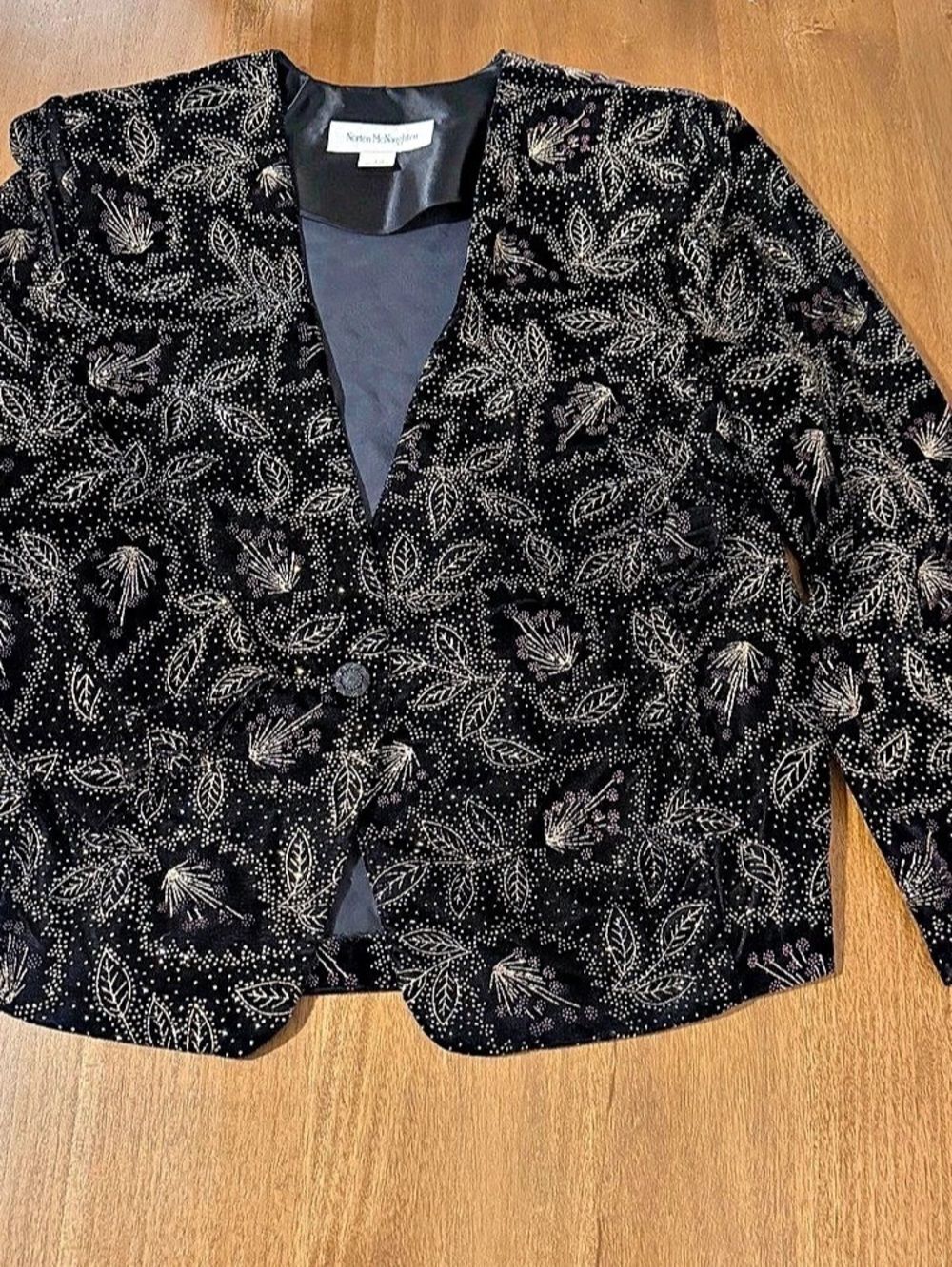 Vintage 90s Norton McNaughton Size 14 Black Velvet Metallic Floral Blazer